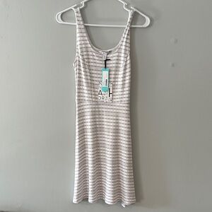 41 Hawthorn Gray and White Checkered Dress